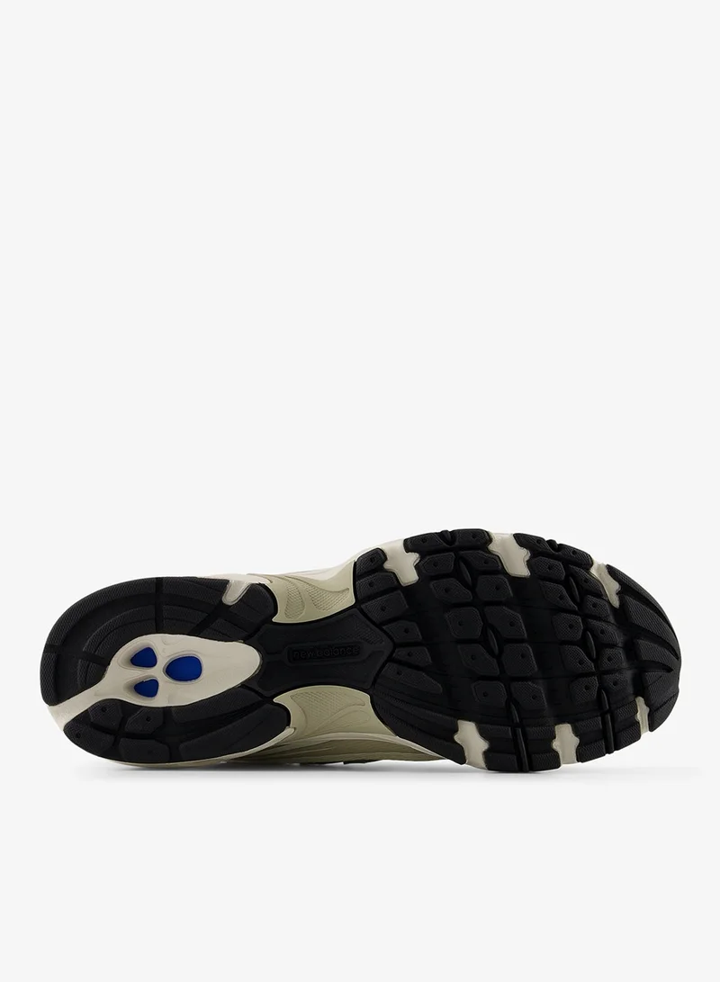 New Balance 740 Sneakers